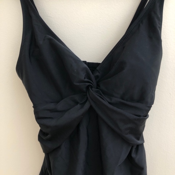 NWT Maternity Twist-Front Tankini Top - Picture 5 of 8